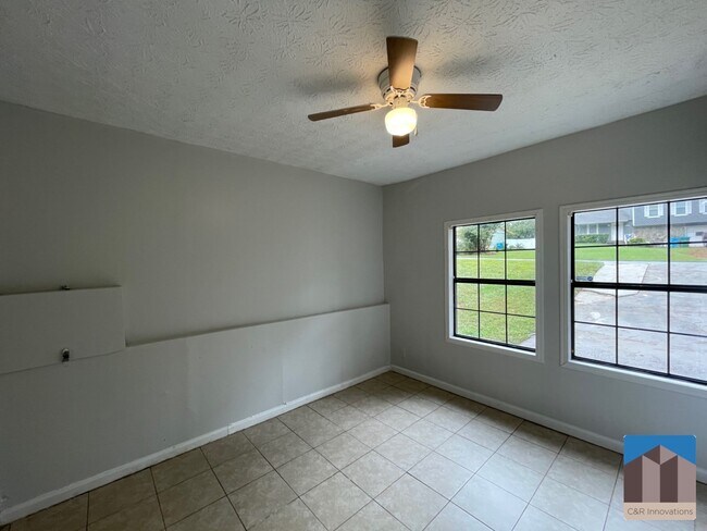 Building Photo - 1086 Riva Ridge Dr