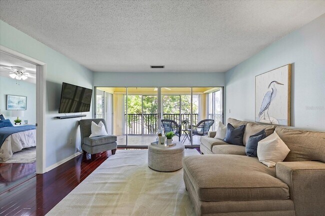 Building Photo - 10280 Imperial Point Dr W