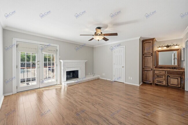 Building Photo - 1229 Roaring Springs Rd