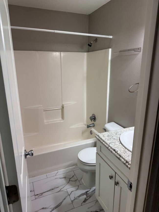 Building Photo - 7487 Callahan Rd