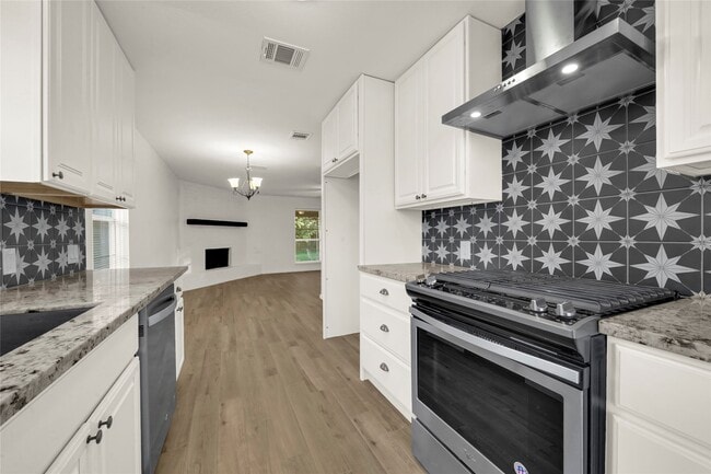 Building Photo - 5315 11th St