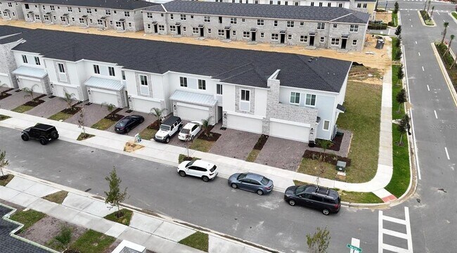 Building Photo - 151 Bogey Dr