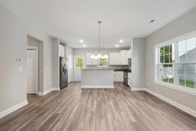 Building Photo - 10412 Holland Ct