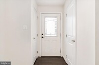 Building Photo - 7627 Hamilton Xing