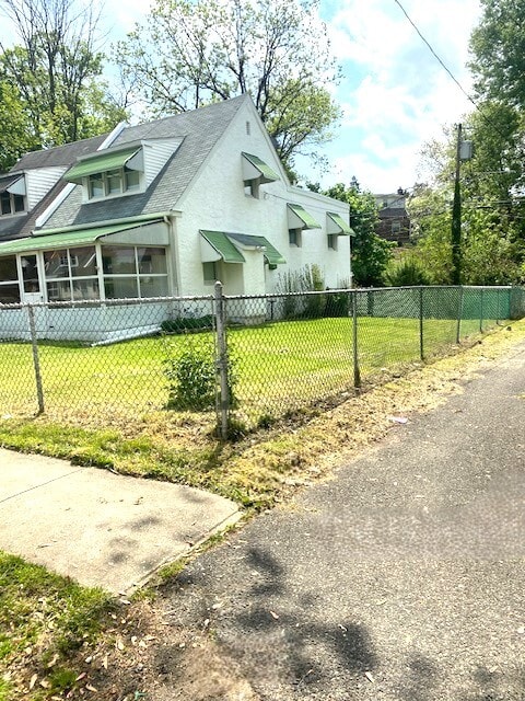 Building Photo - 300 Brainerd Blvd