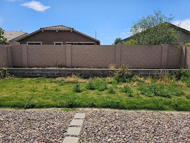 Building Photo - lovely 3bd 2 bth home