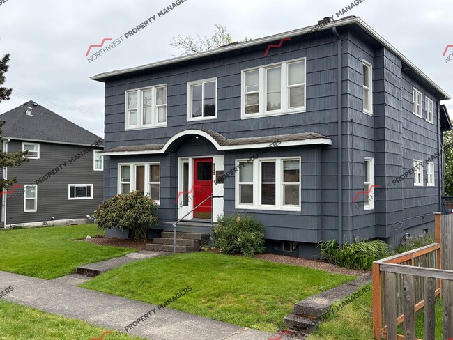 Building Photo - 357 S Market Blvd
