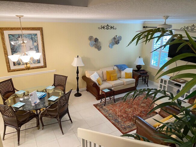 Building Photo - 3277 E Community Dr