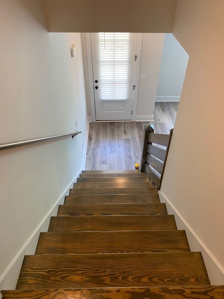 Building Photo - Twin Forks Townhomes