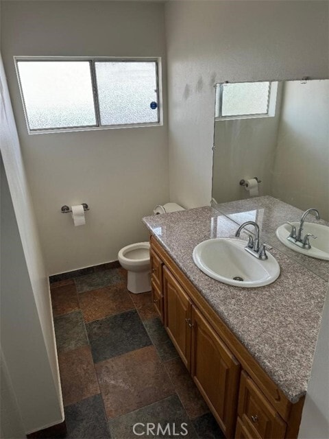 Building Photo - 39161 Bel Air Dr