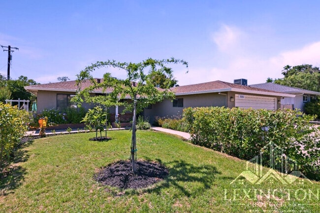 Building Photo - Beautiful, 3BD/2BA, Home available in Sacramento off Madison Ave. and Auburn Blvd.