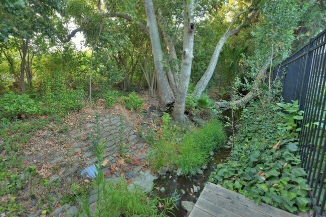 Building Photo - 16021 Winterbrook Rd