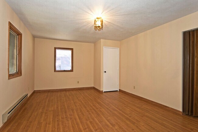 Building Photo - Spacious 4-Bedroom Home in the Heart of Midtown