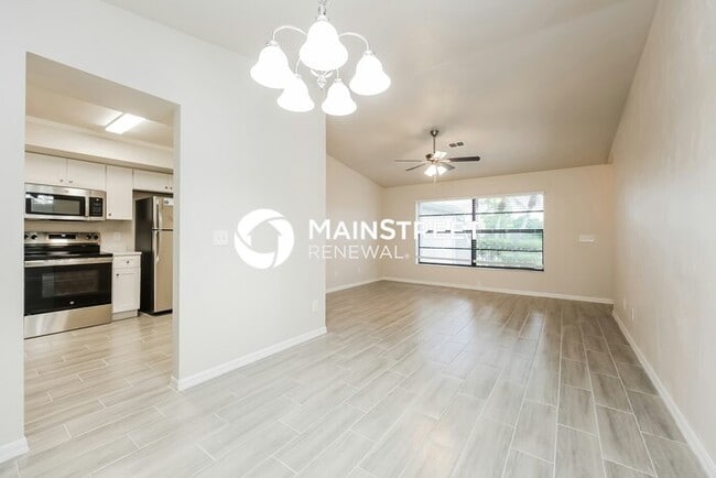 Building Photo - 3 Bedroom Pet-Friendly Home in Cape Coral, FL with Main Street Renewal