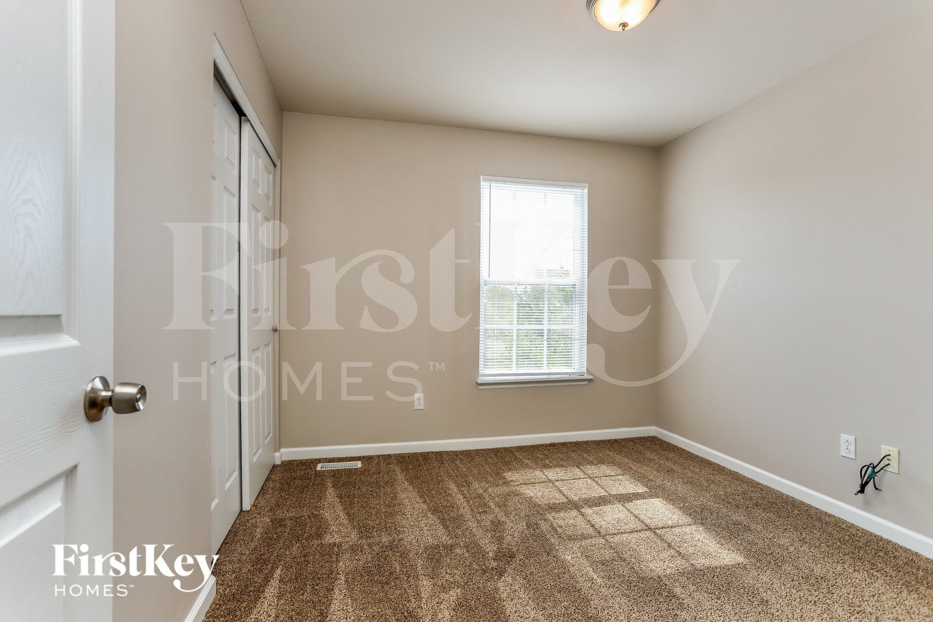 Building Photo - 250 Old Chesapeake Dr