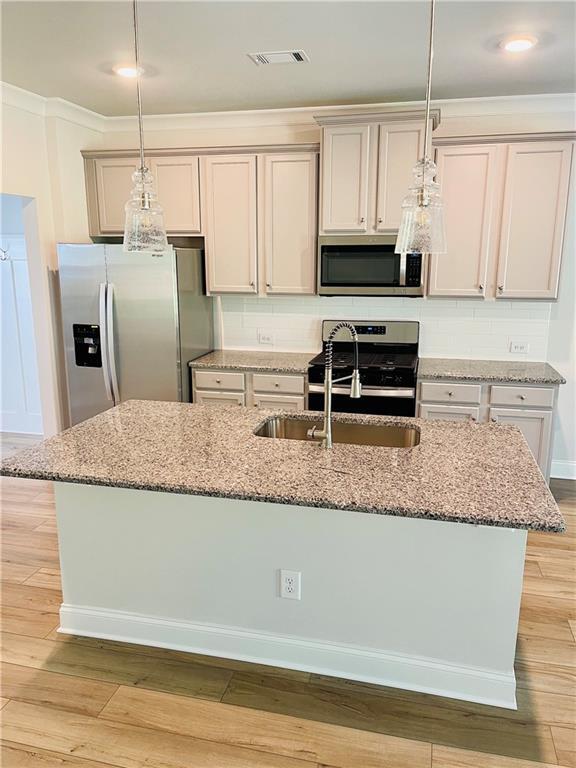 Building Photo - 3030 Westgate Park Dr