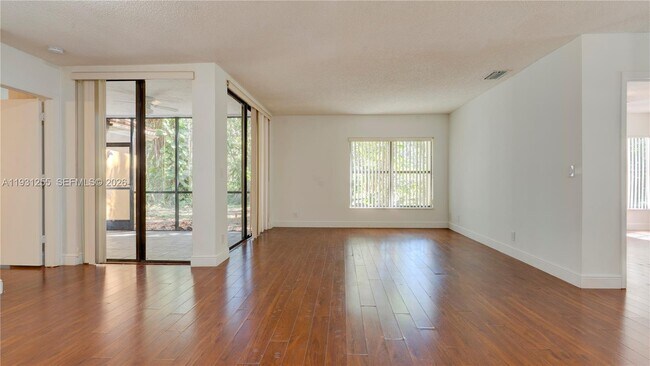 Building Photo - 3846 Coral Tree Cir