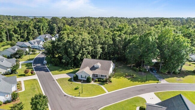 Building Photo - 212 Carefree Ln
