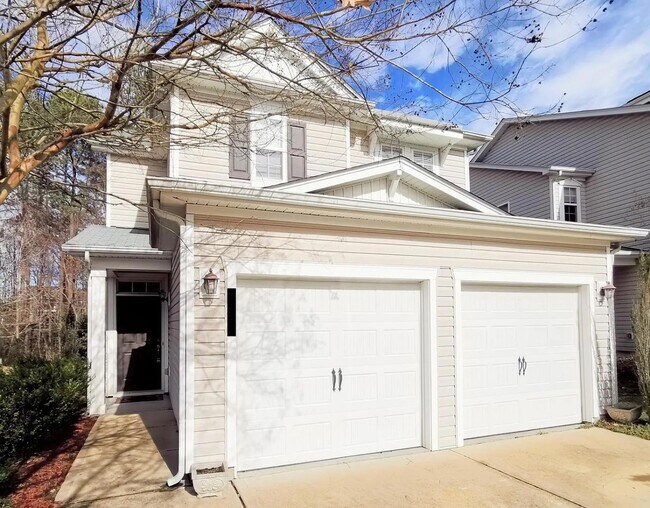 Building Photo - 2020 Remington Oaks Cir