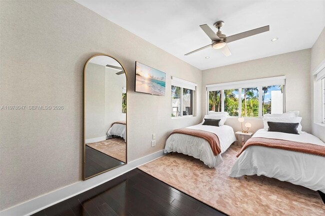 Building Photo - 3483 Chase Ave