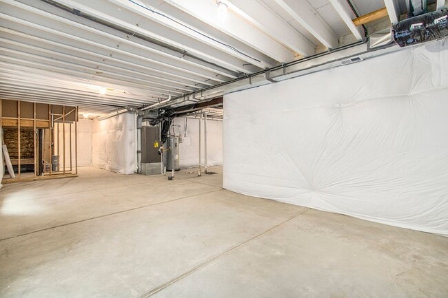 Building Photo - Exquisite 3 Bed 2.5 Bath Single Family Home