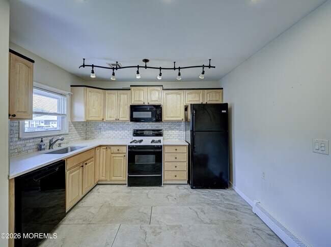 Building Photo - 59 Guadeloupe Dr