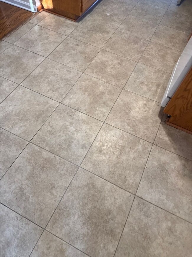 Building Photo - 11508 E 51 St S