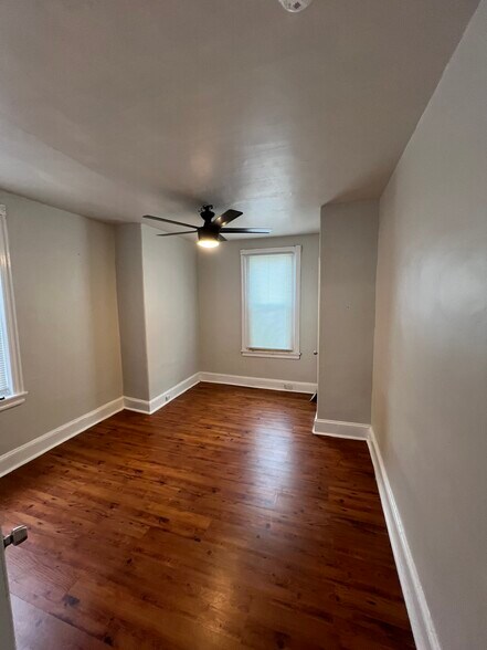 Building Photo - 5659 BLAKEMORE