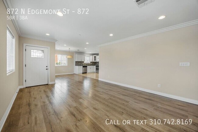 Building Photo - 872 N Edgemont St