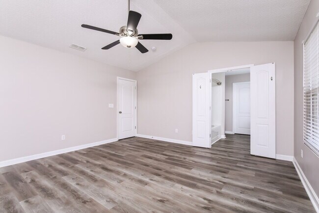 Building Photo - 3004 Ranburne Dr