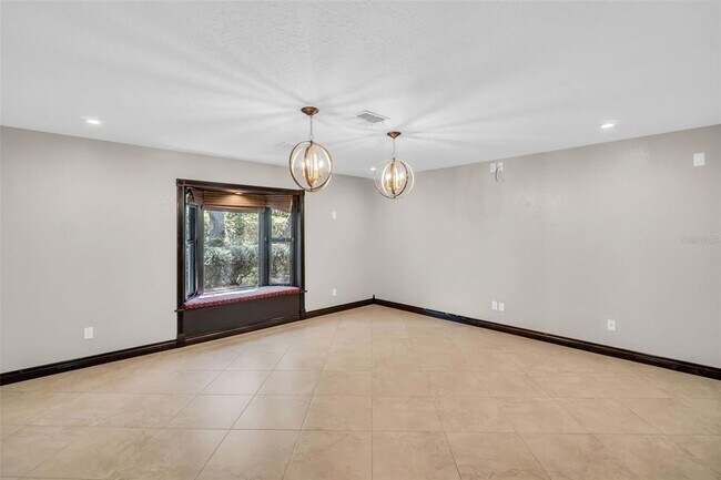 Building Photo - 2834 Pheasant Run