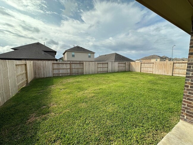 Building Photo - 19815 Paros Is Dr