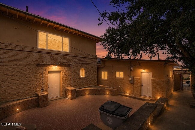 Building Photo - 2413 Copper Ave
