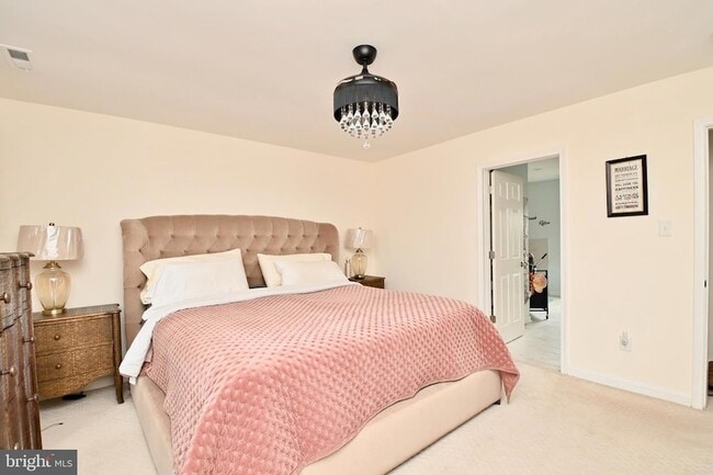 Building Photo - 6431 Forest Rd