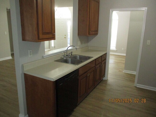 Building Photo - 1472 Georgia Ave SE