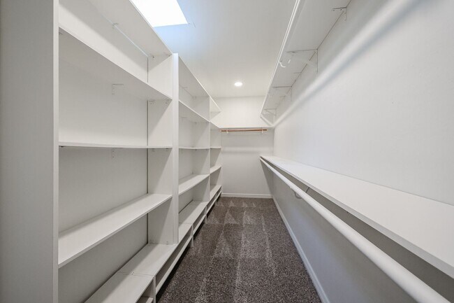 Building Photo - 2851 E Acoma Dr