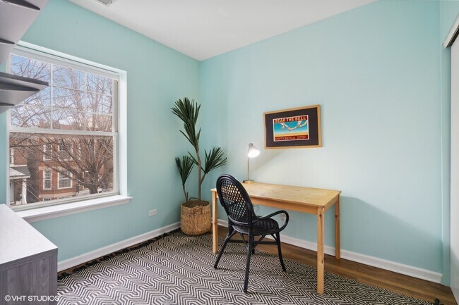 Building Photo - 2903 N Rockwell St