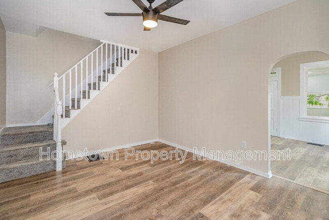 Building Photo - 303 Ridge Ave