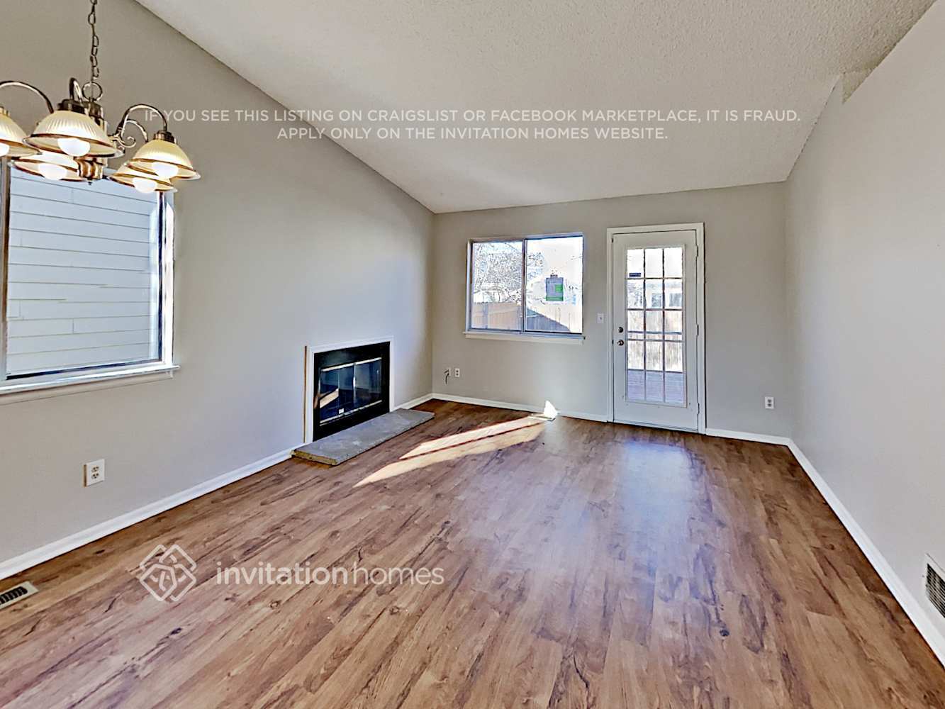 Building Photo - 18923 E Carmel Dr