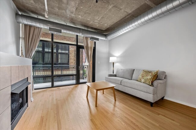 Building Photo - 520 S State St