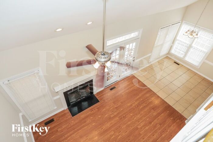 Building Photo - 5212 Autumn Woods Dr