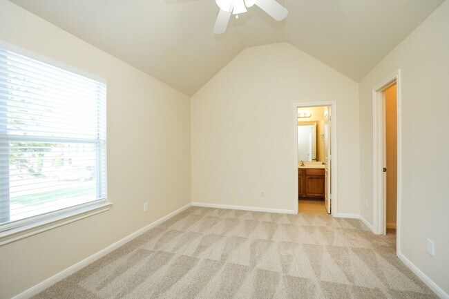 Building Photo - 1620 Grable Cove Ln