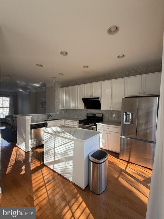 Building Photo - 11425 Log Ridge Dr