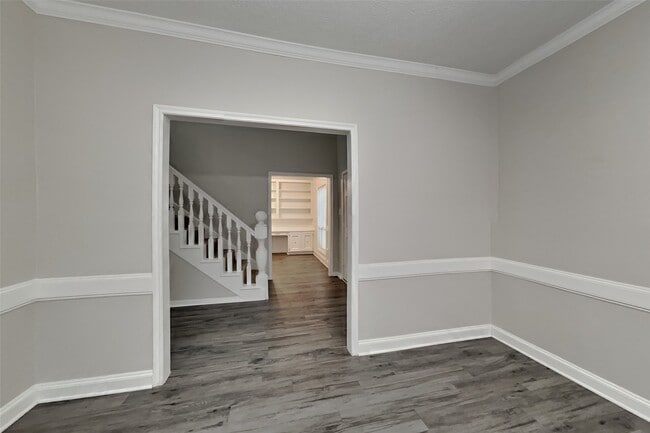 Building Photo - 12127 Rocky Lake Dr