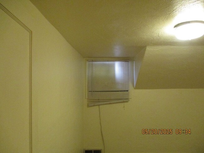 Building Photo - 50% OFF FIRST FULL MONTH'S RENT!