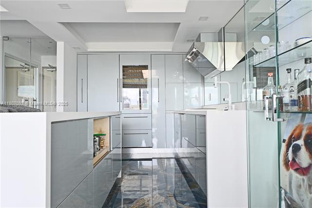 Building Photo - 401 Ocean Dr