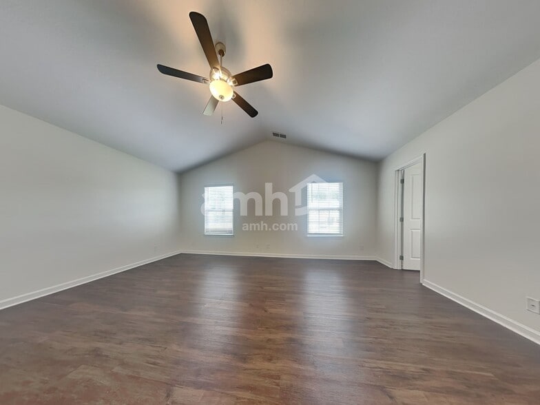 Building Photo - 4845 Billingsgate Ln