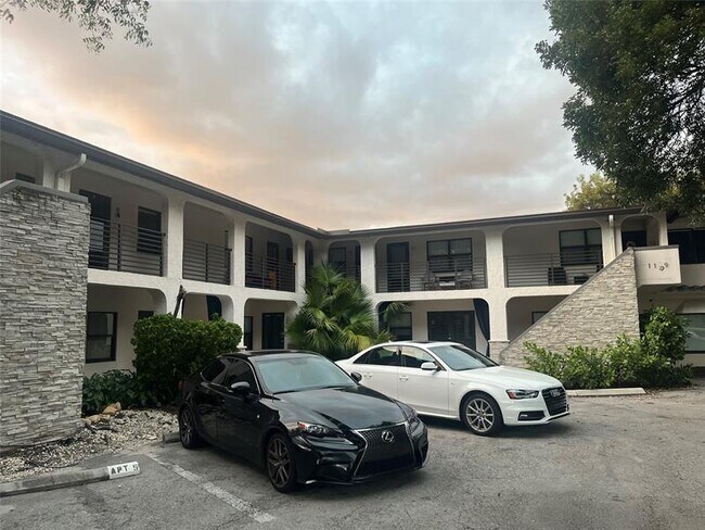 Building Photo - 1109 E Broward Blvd