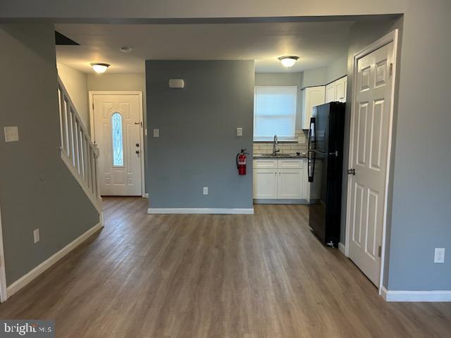 Building Photo - 668 Tara Dr