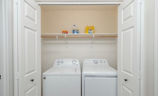 Building Photo - 1777 N Nina Cir